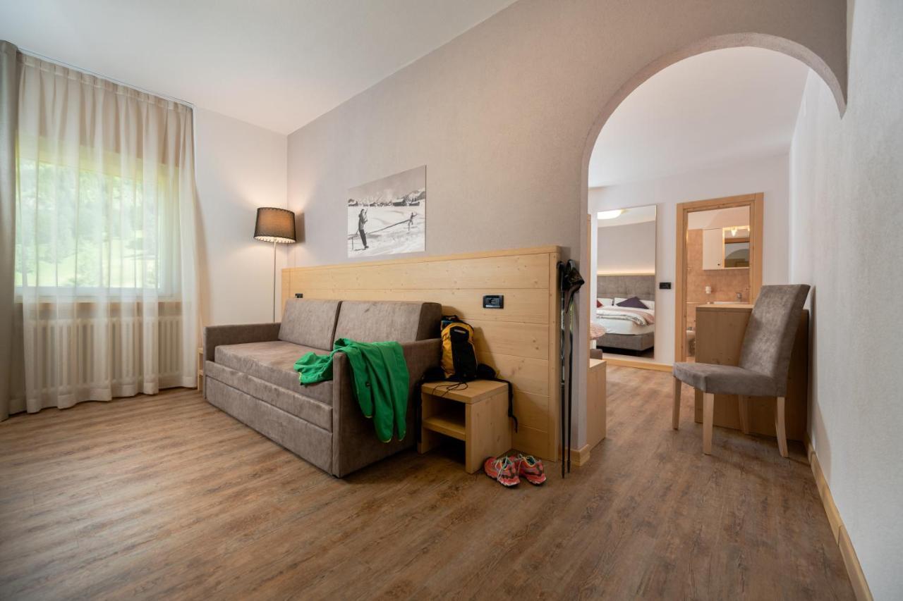 Garni' Margherita Predazzo Bagian luar foto